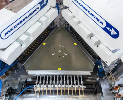 Meccanoplastica Jet 85 - Iniezione soffiaggio